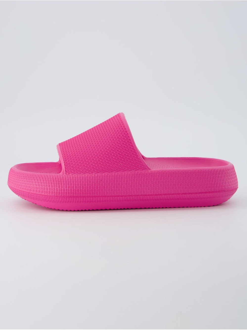 CUSHIONAIRE Feather Cloud Slide in hot pink - size 7